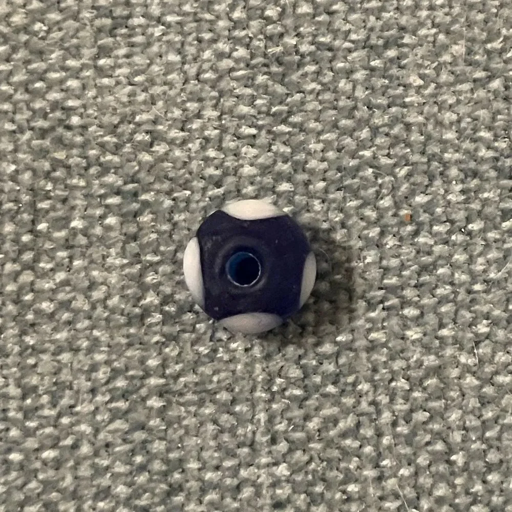 Bead